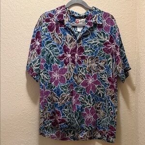 Like New, Hilo Hattie Hawaiian Shirt, Size XL